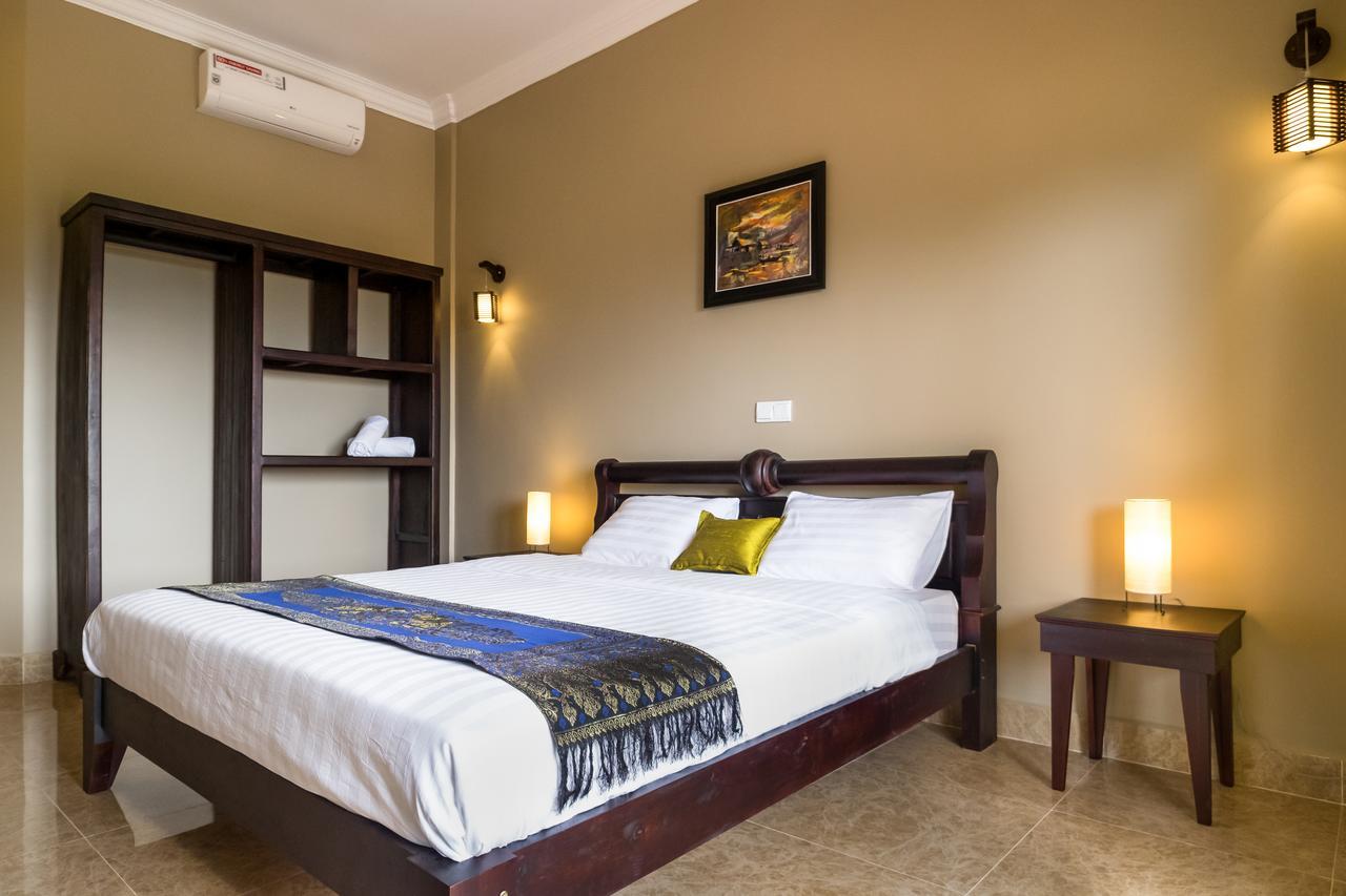 Riviera Hotel & Resort Кеп Экстерьер фото